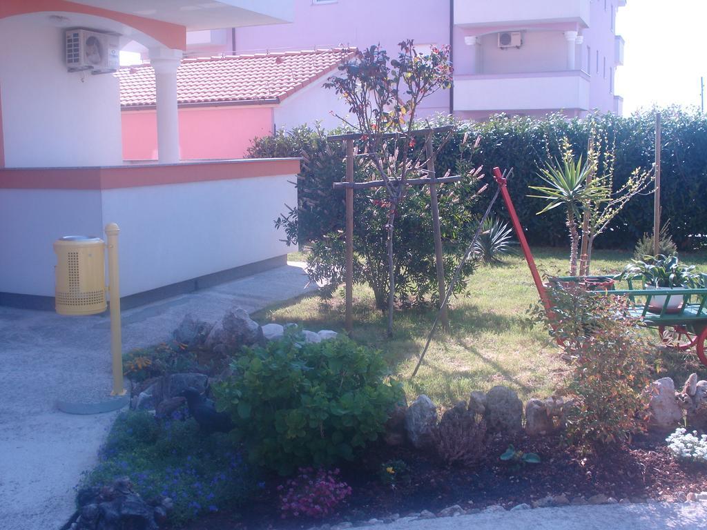 Apartments Buzleta Fažana Kültér fotó